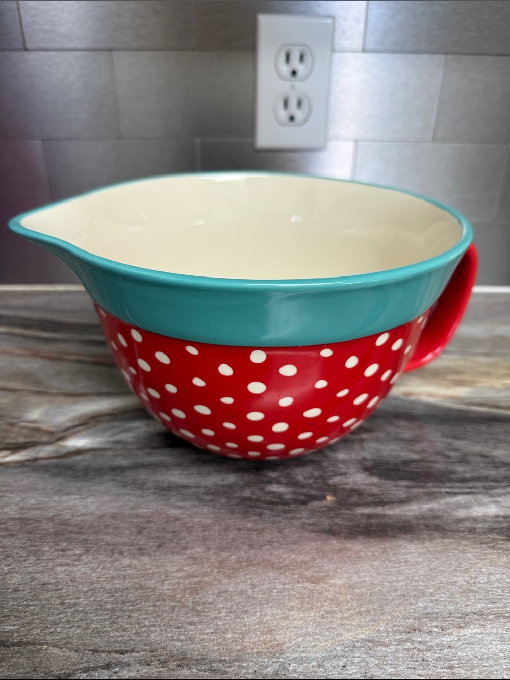 New Pioneer Woman Batter bowl